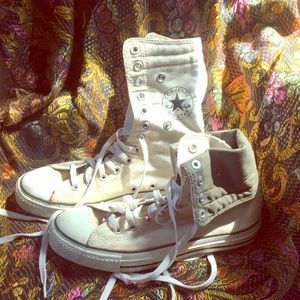 Converse super high tops w/ foldable snaps